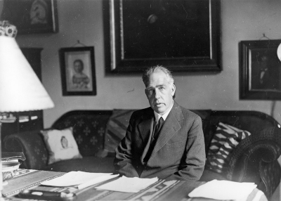 Neils Bohr